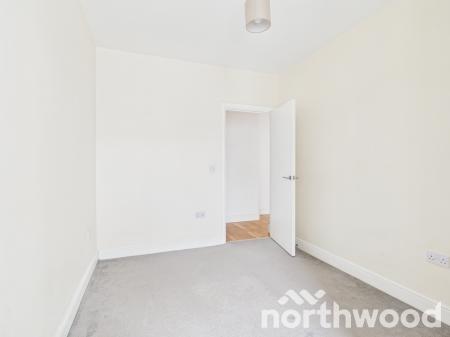 2 bedroom Flat to let in Park Street, Ashford, TN24