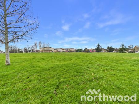 3 bedroom Semi-detached house for sale in Cryol Road, South Ashford, Ashford, TN23