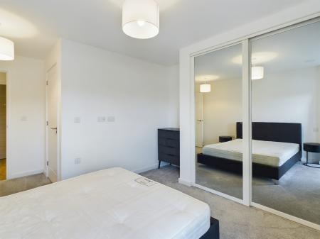 2 bedroom Flat to let in Hampton Place, Ashford, TN23