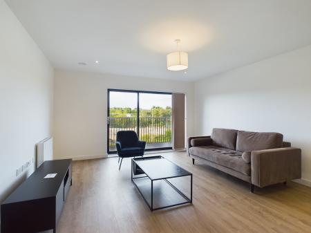 2 bedroom Flat to let in Hampton Place, Ashford, TN23