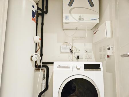 2 bedroom Flat to let in Hampton Place, Ashford, TN23