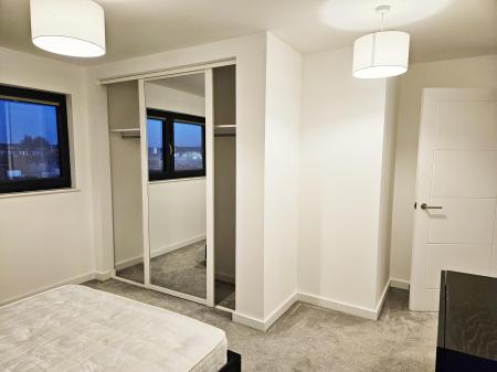 2 bedroom Flat to let in Hampton Place, Ashford, TN23