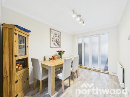 3 bedroom Semi-detached house for sale in Grasslands, Singleton, Ashford, TN23