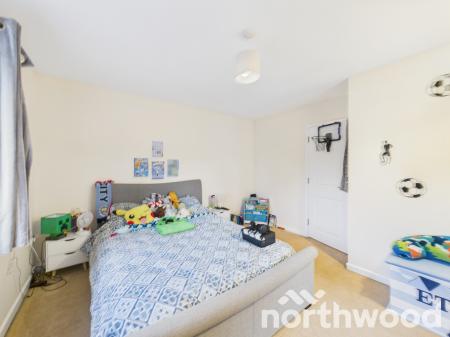 4 bedroom Town house for sale in Campion Close, Ashford, TN25