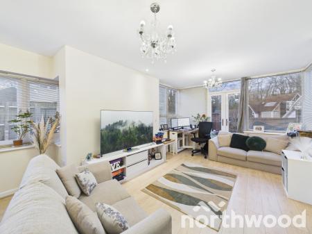 4 bedroom Town house for sale in Campion Close, Ashford, TN25