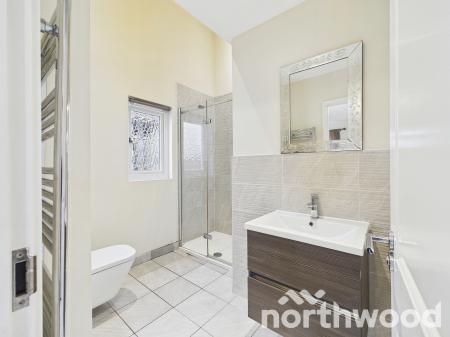 4 bedroom Town house for sale in Campion Close, Ashford, TN25