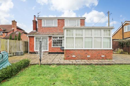 5 bedroom Detached house for sale in Swan Lane, Sellindge, TN25