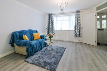 3 bedroom Terraced House to let in Cheviot Way, Ashford, TN24