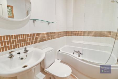 3 bedroom Town house to let in Greyhound Chase, Singleton, Ashford, TN23