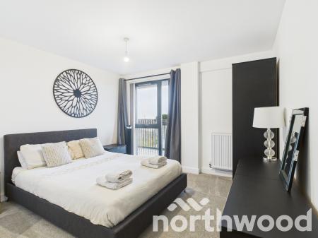 2 bedroom Flat to let in George Street, Ashford, TN23