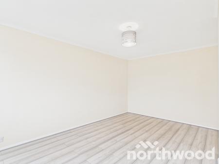 3 bedroom Semi-detached house to let in Cade Road, Ashford, Ashford, TN23