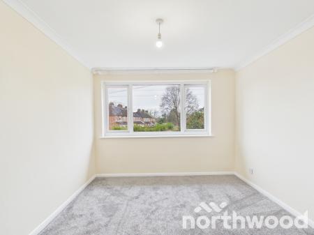 3 bedroom Semi-detached house to let in Cade Road, Ashford, Ashford, TN23