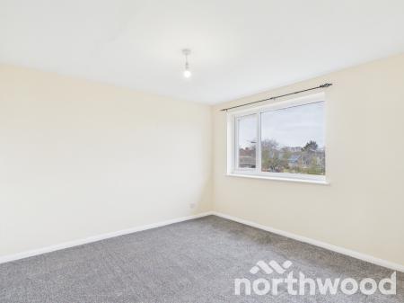 3 bedroom Semi-detached house to let in Cade Road, Ashford, Ashford, TN23