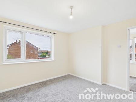 3 bedroom Semi-detached house to let in Cade Road, Ashford, Ashford, TN23