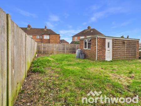 3 bedroom Semi-detached house to let in Cade Road, Ashford, Ashford, TN23