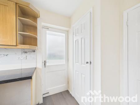 3 bedroom Semi-detached house to let in Cade Road, Ashford, Ashford, TN23