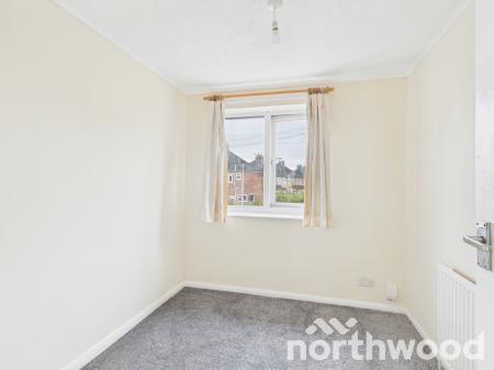 3 bedroom Semi-detached house to let in Cade Road, Ashford, Ashford, TN23