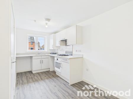 4 bedroom Semi-detached house to let in Heritage Road, Ashford, Ashford, TN25