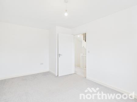 4 bedroom Semi-detached house to let in Heritage Road, Ashford, Ashford, TN25