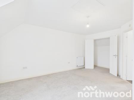 4 bedroom Semi-detached house to let in Heritage Road, Ashford, Ashford, TN25