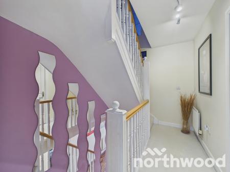 4 bedroom Town house for sale in Imperial Way, Singleton, Ashford, TN23