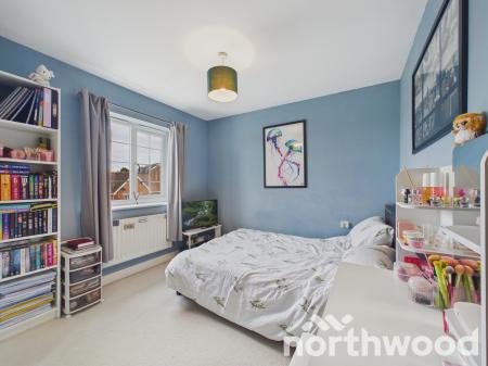 4 bedroom Town house for sale in Imperial Way, Singleton, Ashford, TN23