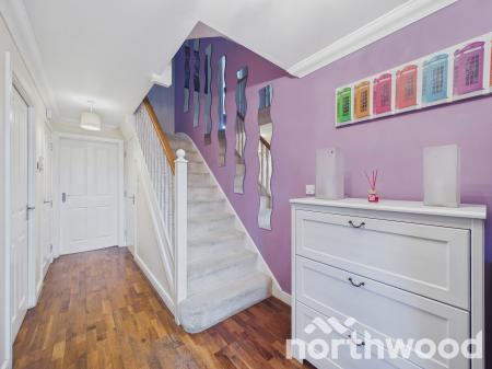 4 bedroom Town house for sale in Imperial Way, Singleton, Ashford, TN23