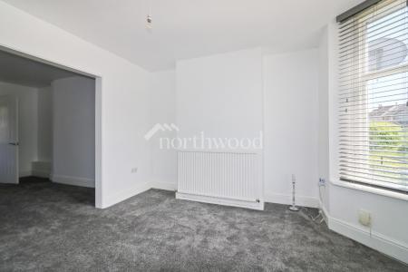 3 bedroom Semi-detached house for sale in Hythe Road, Willesborough, Ashford, TN24