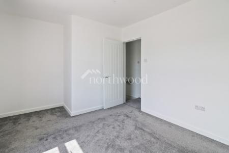 3 bedroom Semi-detached house for sale in Hythe Road, Willesborough, Ashford, TN24