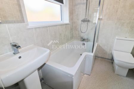 3 bedroom Semi-detached house for sale in Hythe Road, Willesborough, Ashford, TN24