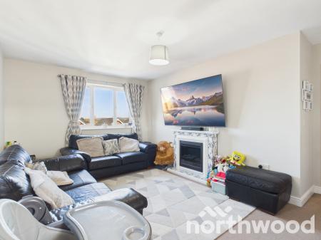 2 bedroom Flat for sale in Billington Grove, South Willesborough, Ashford, TN24