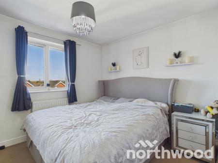 2 bedroom Flat for sale in Billington Grove, South Willesborough, Ashford, TN24