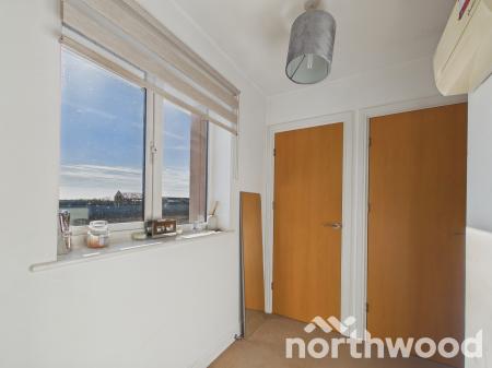 2 bedroom Flat for sale in Billington Grove, South Willesborough, Ashford, TN24