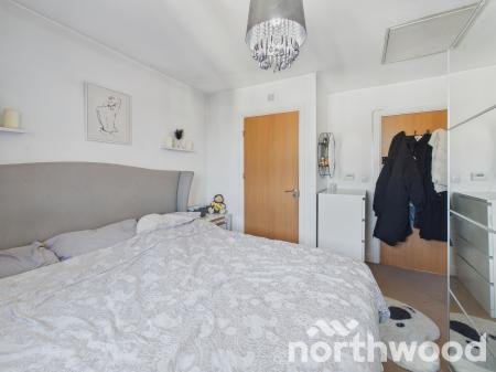 2 bedroom Flat for sale in Billington Grove, South Willesborough, Ashford, TN24