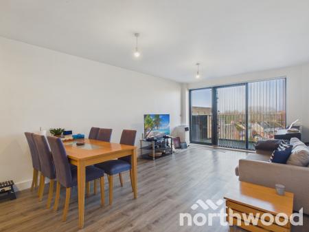 2 bedroom Apartment for sale in George Street, Town Centre, Ashford, TN23