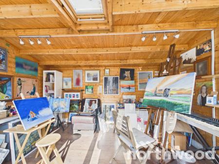 2 bedroom Bungalow for sale in Hornash Lane, Shadoxhurst, TN26