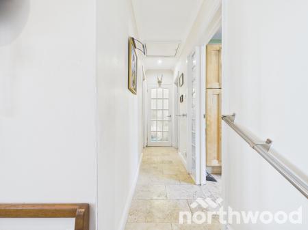 2 bedroom Bungalow for sale in Hornash Lane, Shadoxhurst, TN26