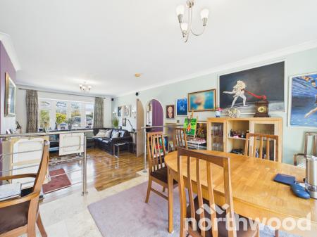 2 bedroom Bungalow for sale in Hornash Lane, Shadoxhurst, TN26