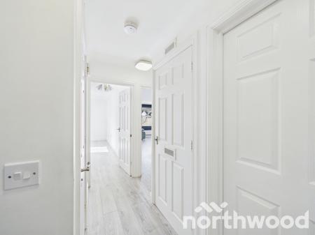 2 bedroom Flat for sale in Hurst Road, Kennington, Ashford, TN24