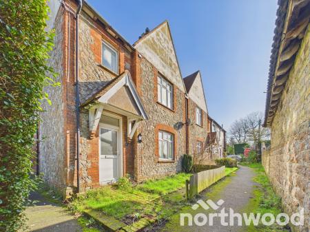 The Street, Newington, Folkestone, CT18