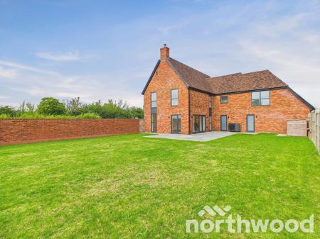 5 bedroom Detached house for sale in Whistle Farm Meadow, Great Chart, Ashford, TN23