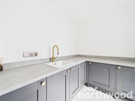 5 bedroom Detached house for sale in Whistle Farm Meadow, Great Chart, Ashford, TN23