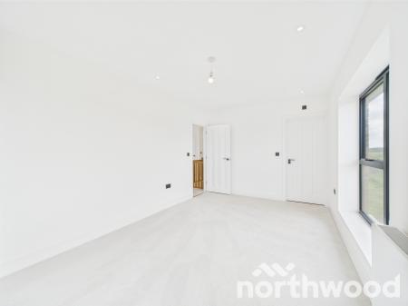 5 bedroom Detached house for sale in Whistle Farm Meadow, Great Chart, Ashford, TN23