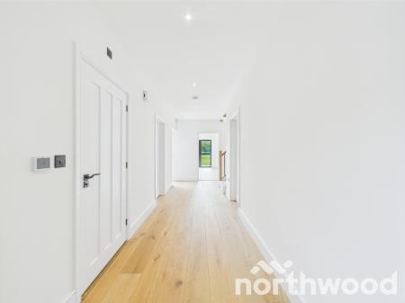 5 bedroom Detached house for sale in Whistle Farm Meadow, Great Chart, Ashford, TN23