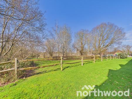 1 bedroom Flat for sale in Loudon Court Loudon Way, Ashford, Ashford, TN23