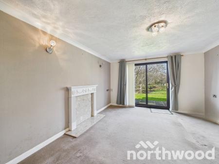 1 bedroom Flat for sale in Loudon Court Loudon Way, Ashford, Ashford, TN23