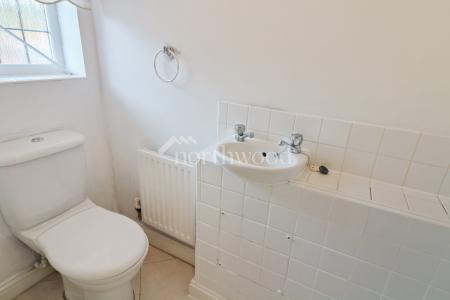 4 bedroom Semi-detached house to let in Bishopswood, Park Farm, Ashford, TN23