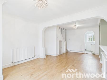 2 bedroom Terraced House to let in Osborne Road, Willesborough, Ashford, TN24