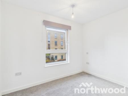 1 bedroom Flat to let in Victoria Crescent, Victoria Way, Ashford, TN23