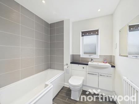 4 bedroom Town house for sale in Pavilion View, Ashford, Ashford, TN23